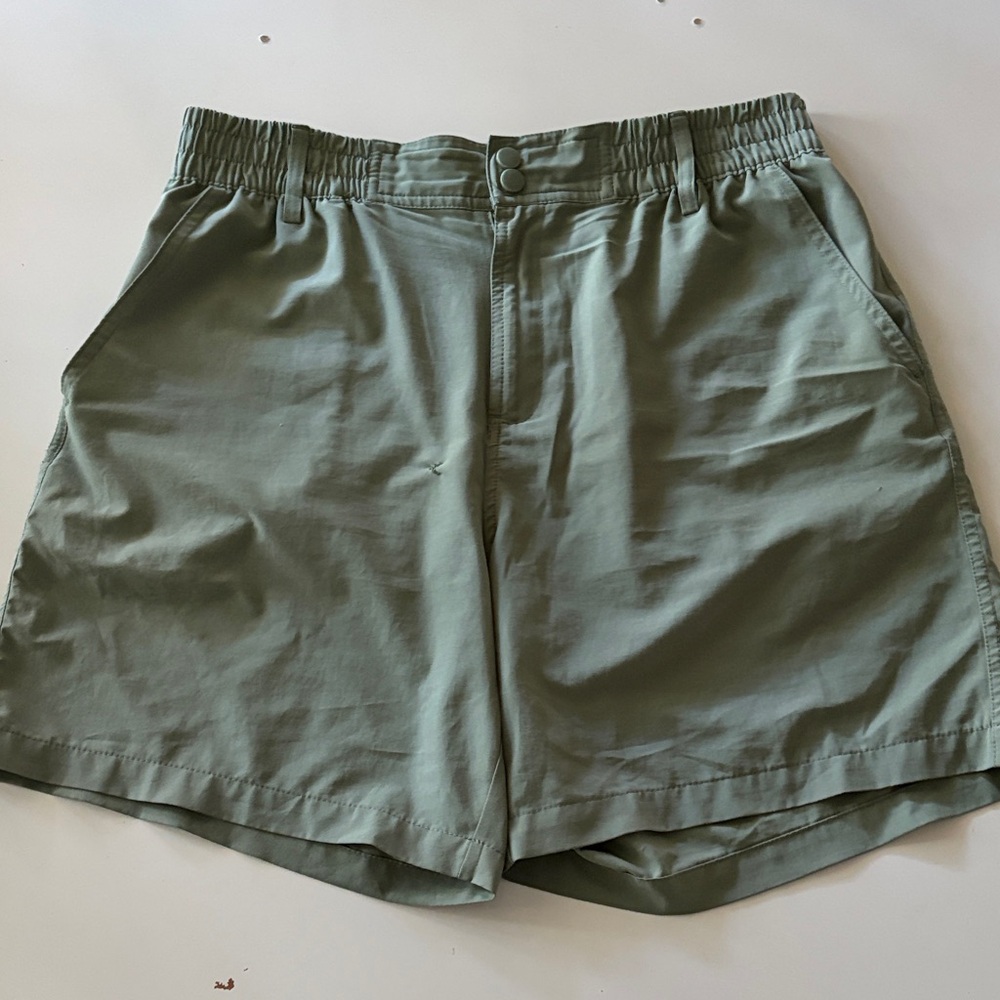 GUC Burlebo Men’s Everyday Shorts in Olive Green Medium